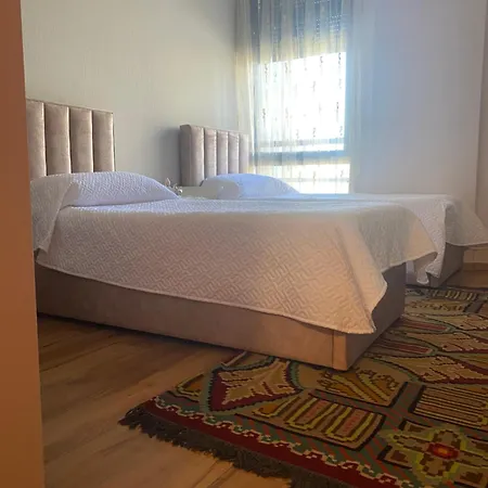 Klik Center * Tirana