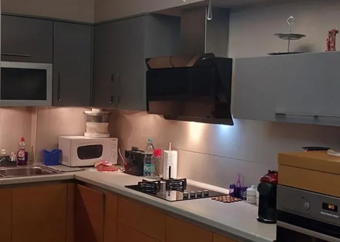 Klik Center * Tirana