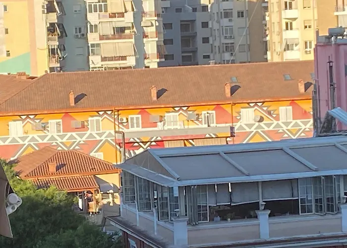 Klik Center Apartman *